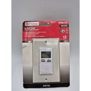 Utilitech 15-Amp Auto Digital Daylight Saving Lighting Timer 0192773 White NEW